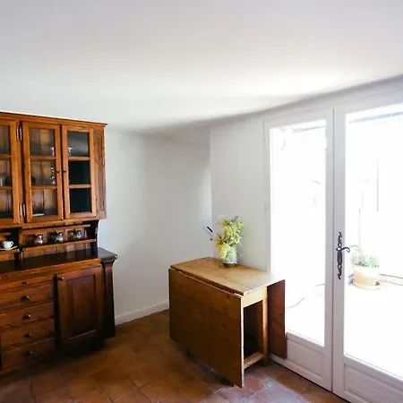 Village House With Ac & Sunny Roof Terrace *